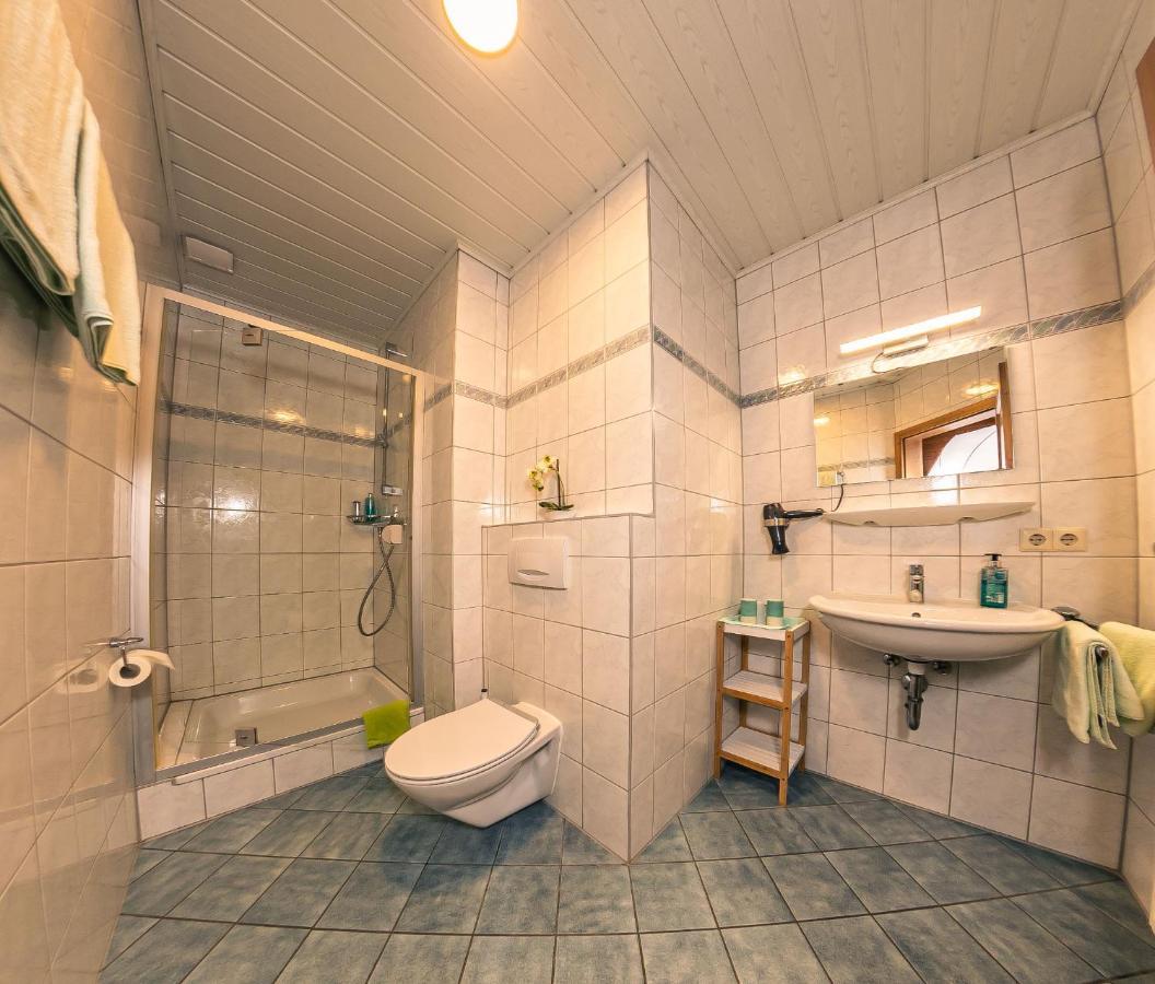 Gasthof Schneiderwirt, Kipfenberg Ot Hirnstetten エクステリア 写真