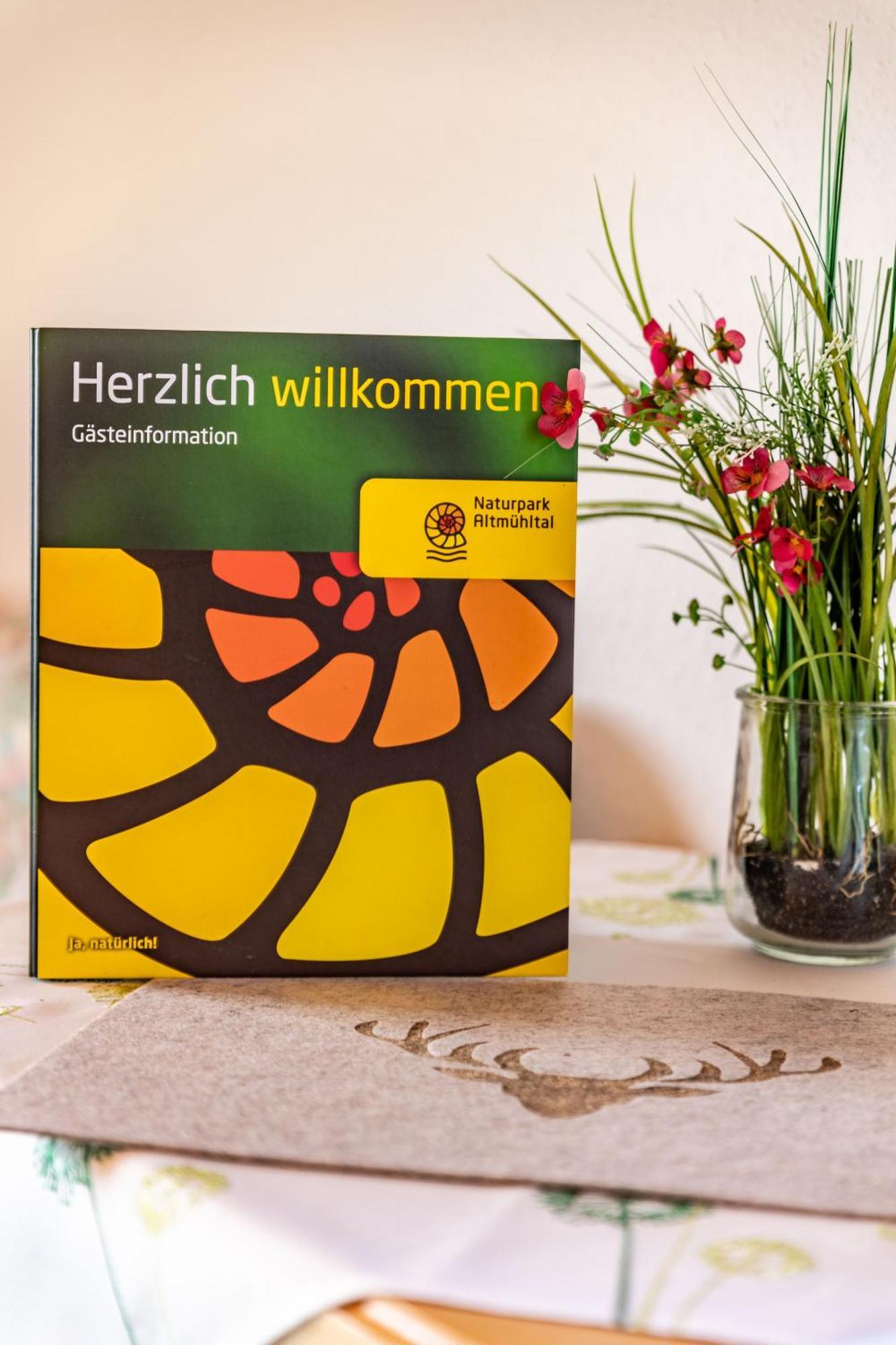 Gasthof Schneiderwirt, Kipfenberg Ot Hirnstetten エクステリア 写真